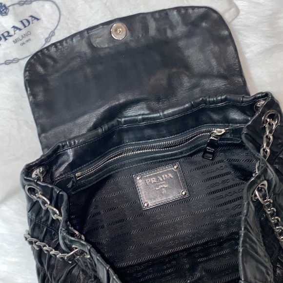 Prada Nappa Gaufre Chain - Picture 10 of 16